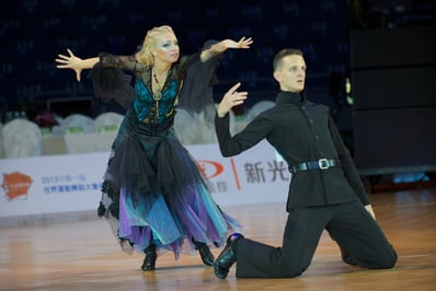 WDSG 2013 | Day 2 | Showdance STD - Formation LAT