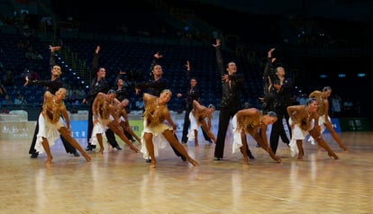 WDSG 2013 | Day 2 | Showdance STD - Formation LAT